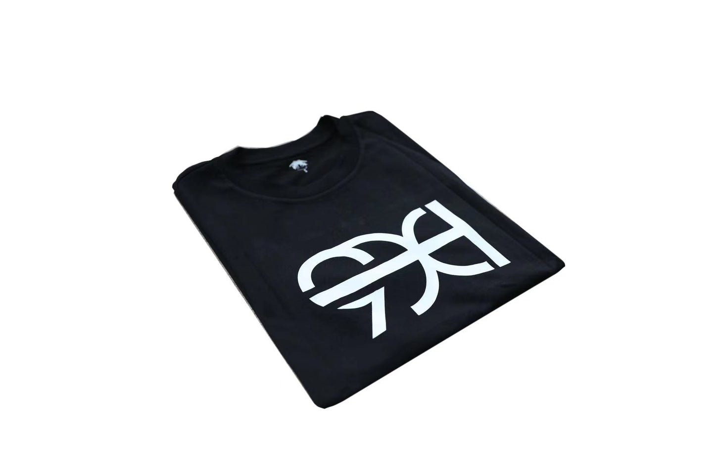 9XT logo shirt